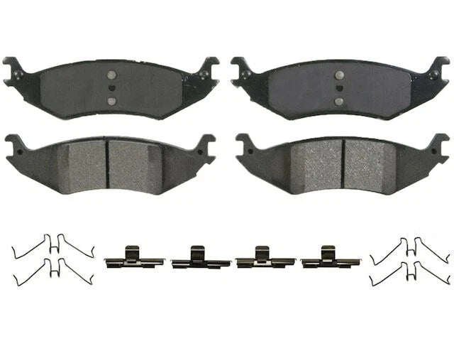Set of 4 Rear Brake Pads for Ford E150 Club Wagon (2004–2005) 52556XWBG