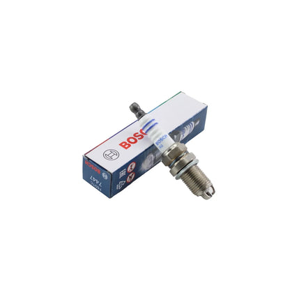 F6DTC Spark Plug by Bosch for Toyota Hilux N70 2005-2015