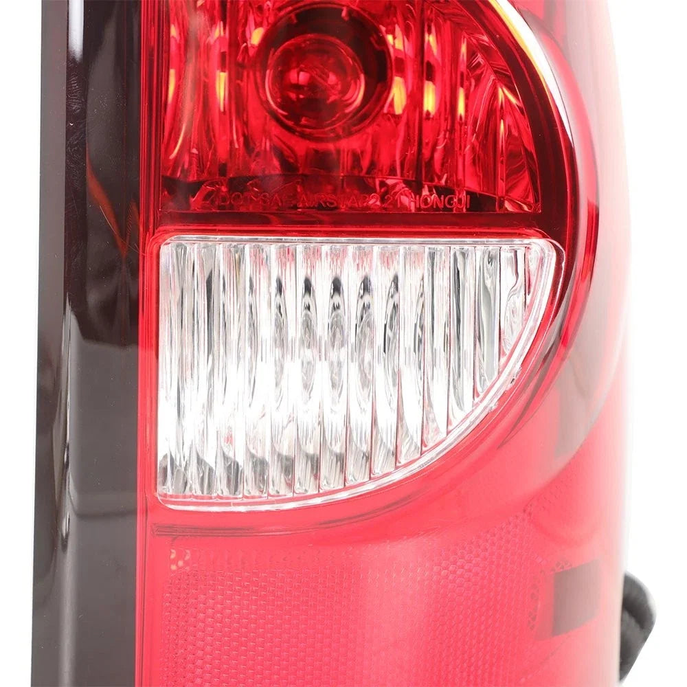 Incandescent Tail Light Lamp Set for 2003–2006 Chevy Silverado