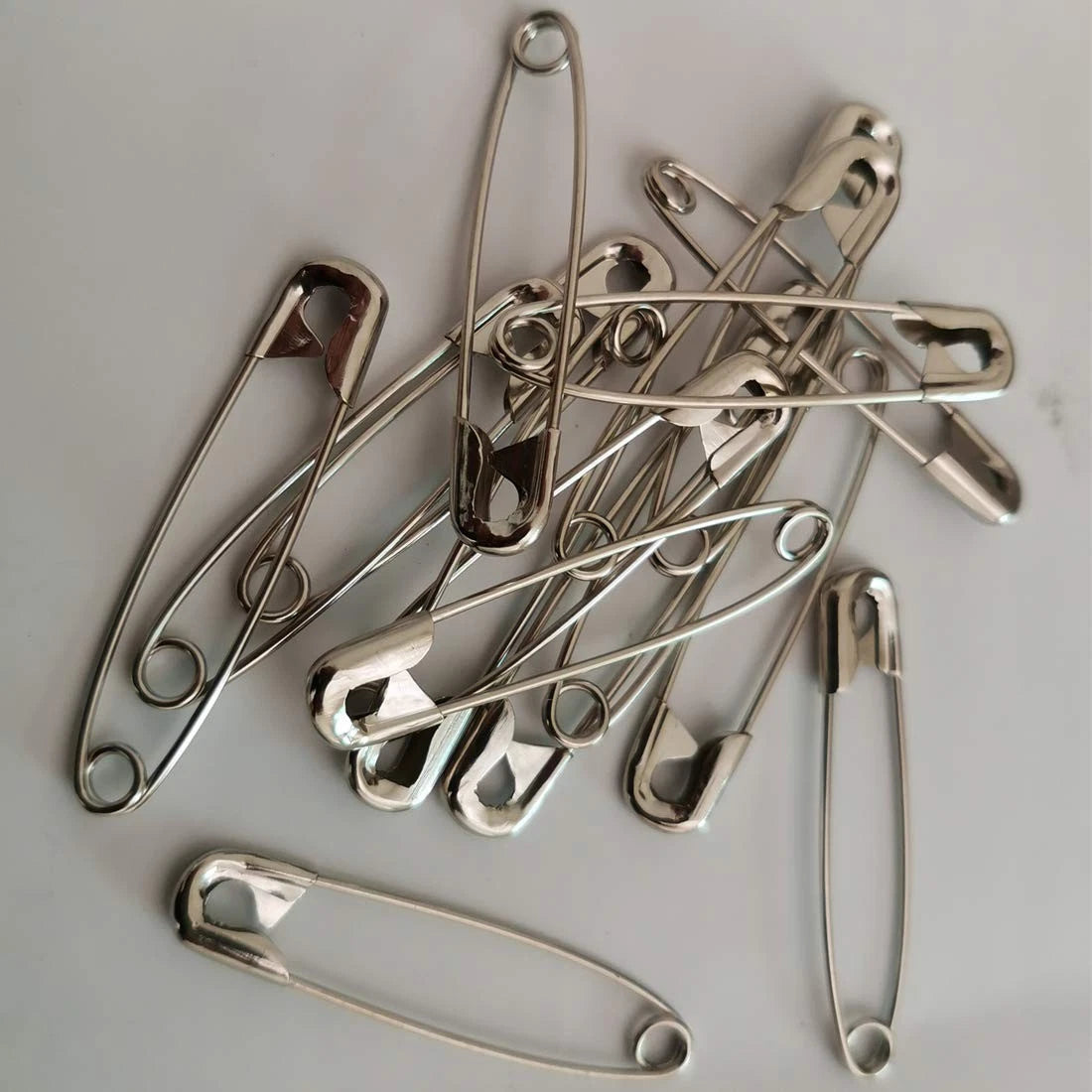 250PCS Safety Pins for Laundry (2")