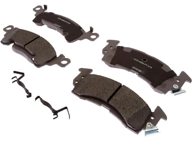 Brake Pad Set Front for GMC K25/K2500 Suburban (1971–1974) 17254SSXG