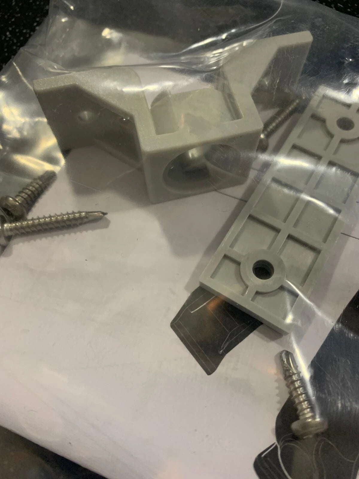 Additional Support Leg Bracket for OMNISTOR/THULE (1500603485)