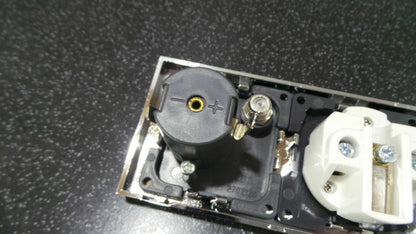 1X 240V 3 Pin Socket for Motorhome Caravan (Chrome Surround)