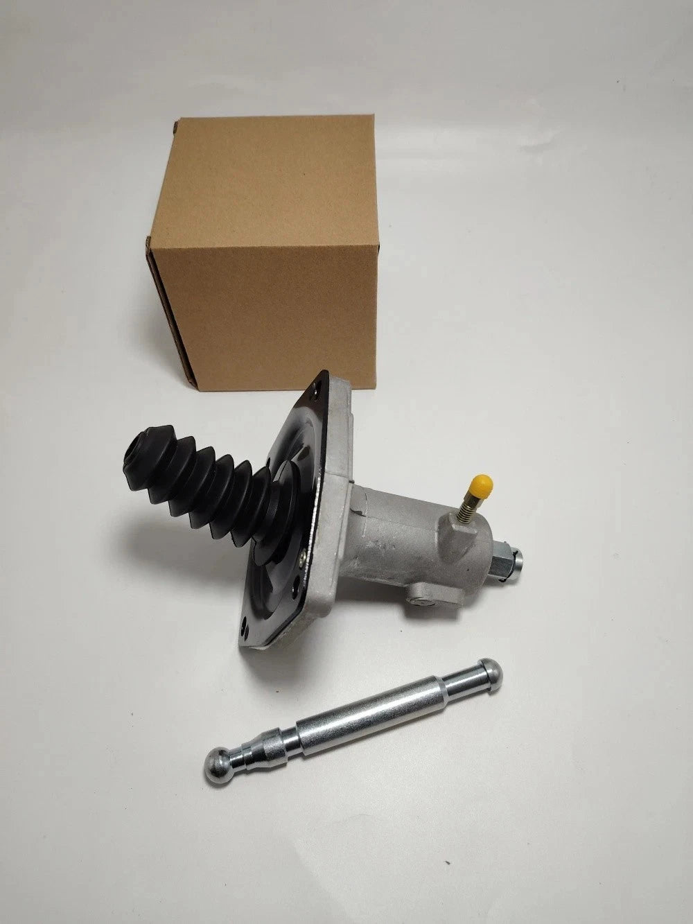Clutch Slave Cylinder for Wabco Trucks Trailers & Buses (OEM 3866376C91, 9700515050)