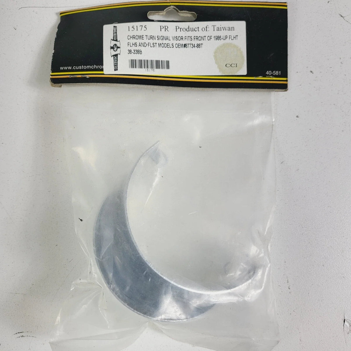 Chrome Turn Signal Visor for Harley Davidson Motorcycles (1986–Present)