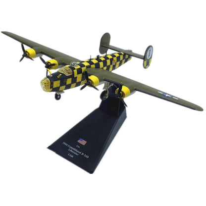 1/144 Scale B-24D Liberator Bomber Model for WWII Aircraft Display