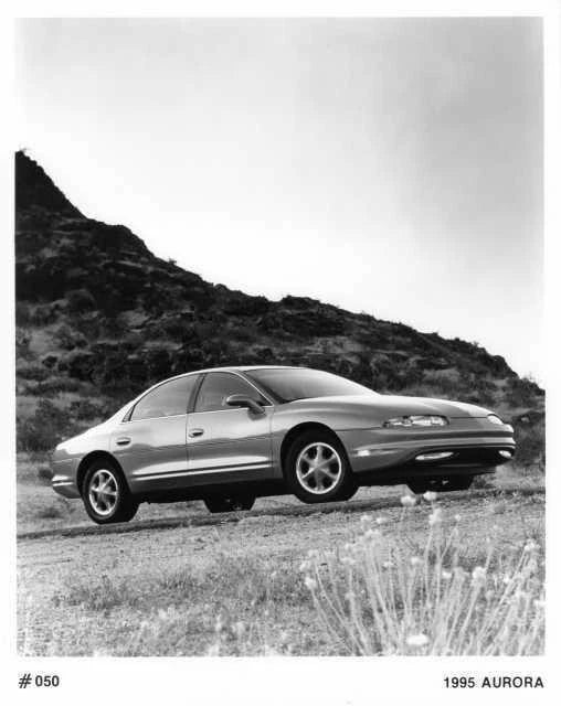 Auto Press Photo for Oldsmobile Aurora (1995)