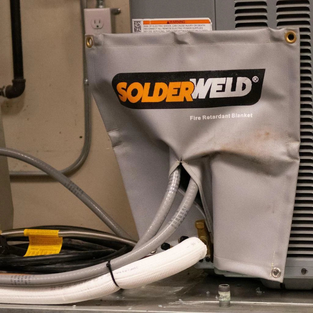 Solderweld Flame Resistant Magnetic Blanket for Brazing Welding