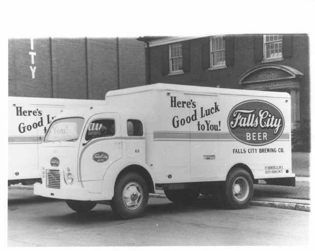 1951 White Falls City Beer Truck Hercules Body Press Photo 0040