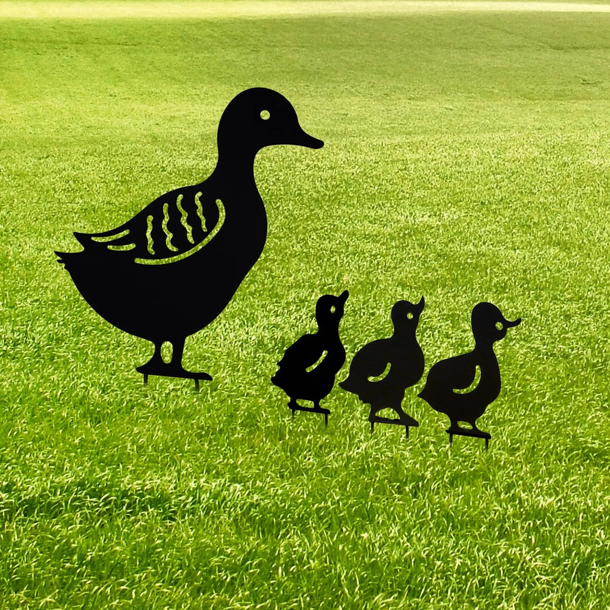 Duck Garden Statue for Mallard (13 x 8 x 1 inches) - Metal, Black