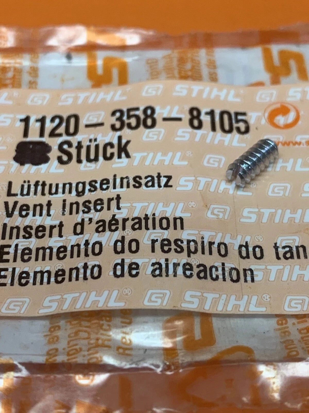 Vent Insert for STIHL 021 023 025 034 036 038 044 045 066 (No Years Supplied)