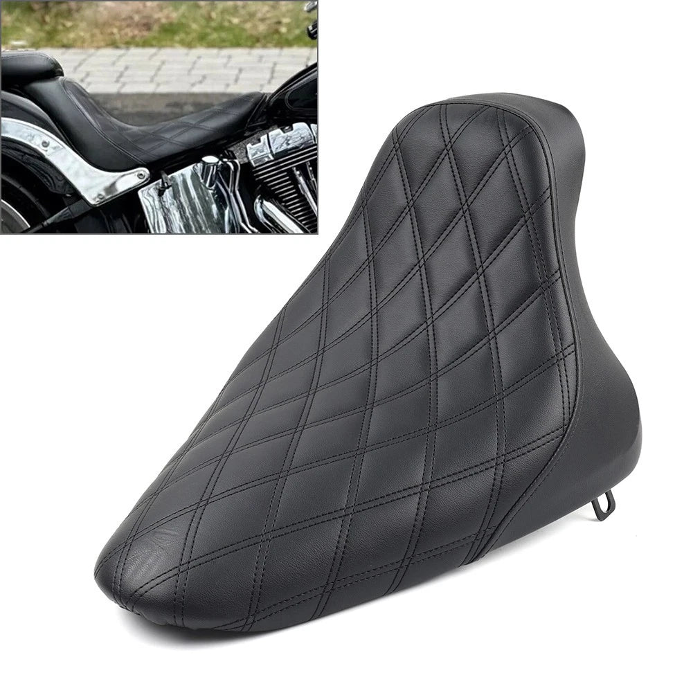 Front Driver Butt Bucket Solo Seat for Harley Softail Fat Boy (2000–2007)
