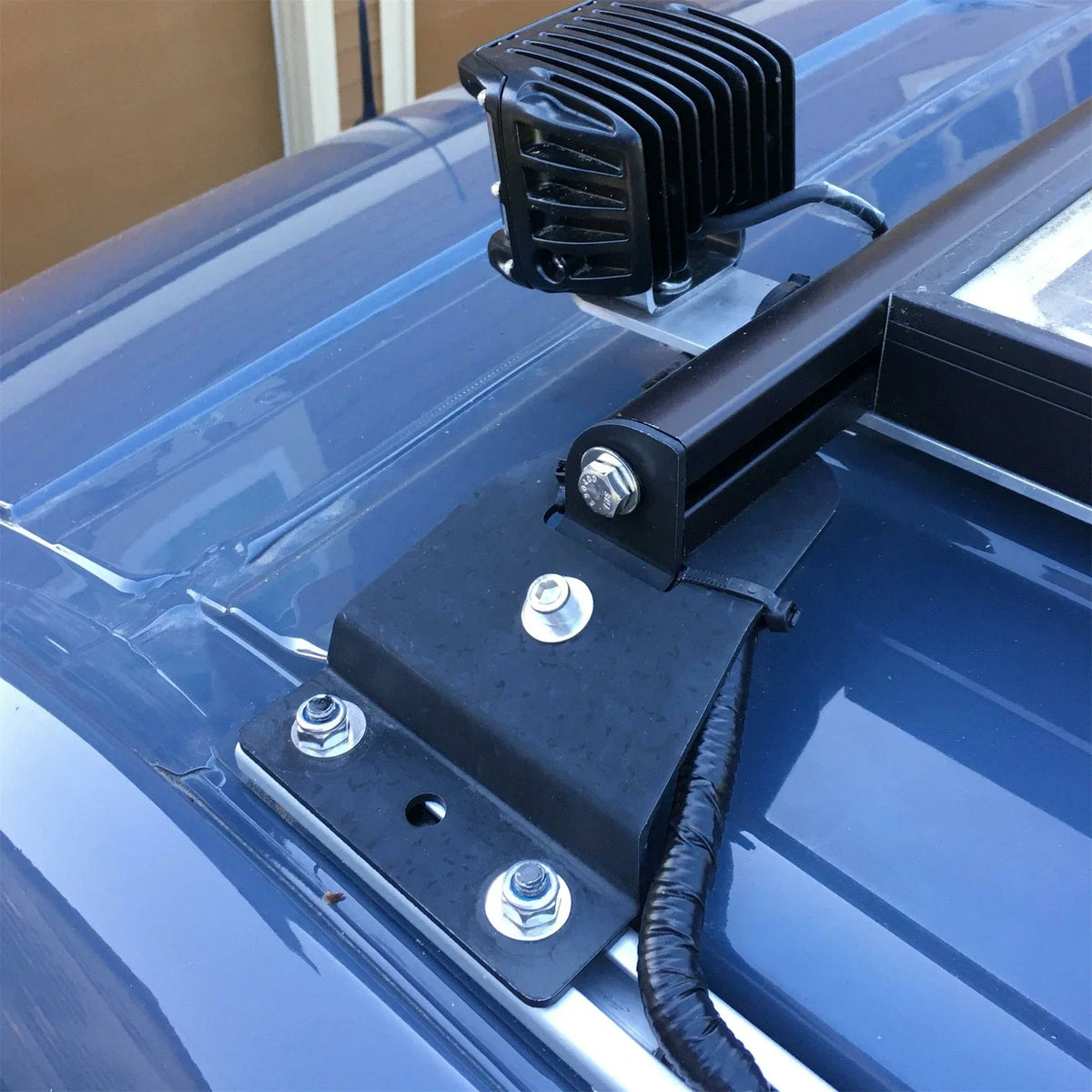 Rounded Profiles Tower Bracket Set for 2015-2017 Sprinter