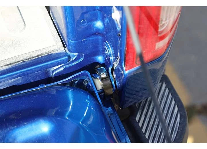 Dee Zee Tailgate Lock for Universal Trucks (DZ97970)