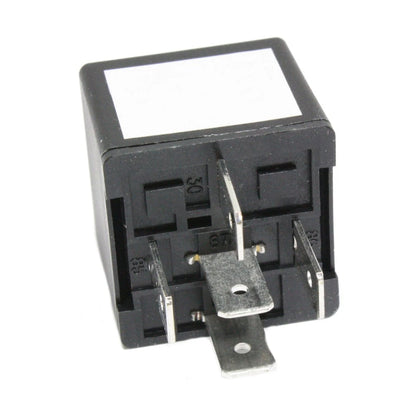 Pair of Relays for Dodge Durango (2001–2009) CLX-M0-USA-SET-REPC507802-2-CL360A255