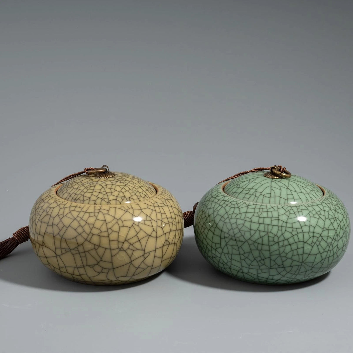 Porcelain Tea Canister for Loose Tea Storage (Handmade, Sealed)