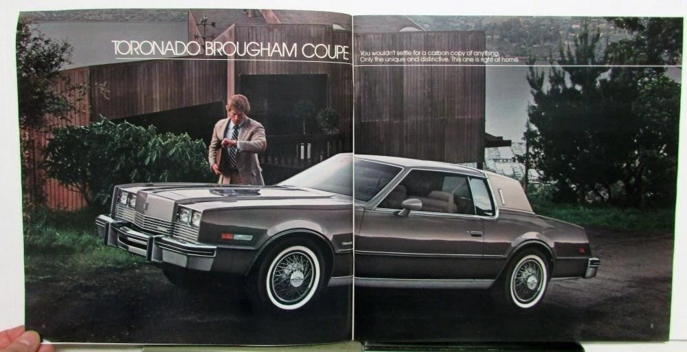 Options brochure for Oldsmobile Toronado Ninety-Eight Delta 88 (1983)