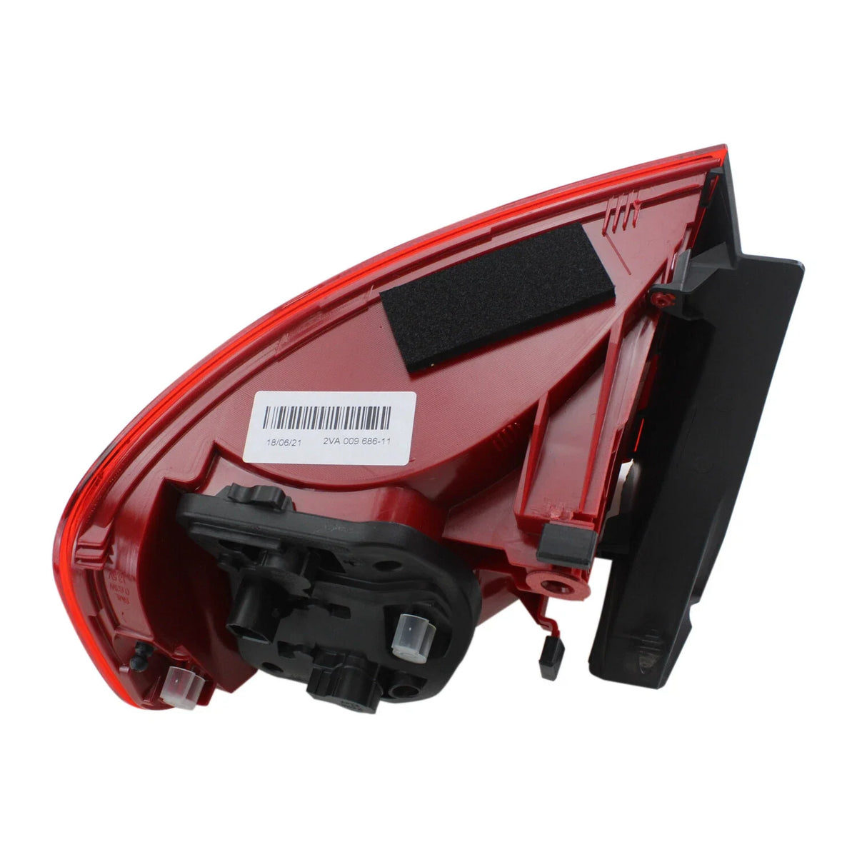 Hella Tail Light for Audi A4 Quattro S4 2000–2001 009686111