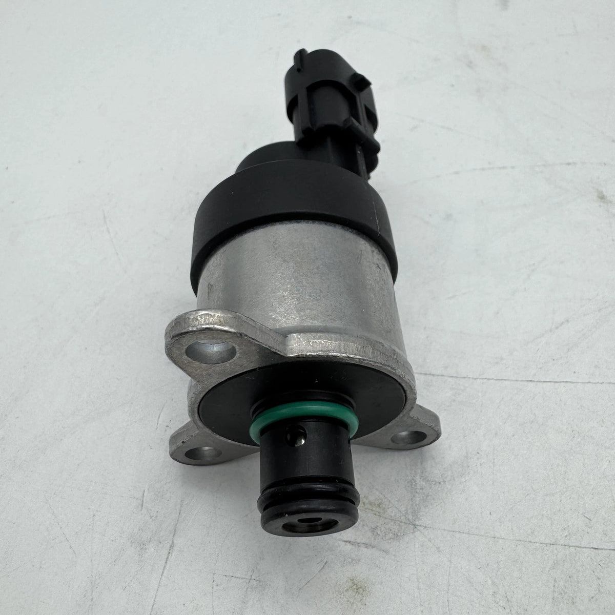 Fuel Regulator for Dodge Ram 2500 Diesel Cummins 5.9L (2003–2007) 0928400666, 3947799, 3963808