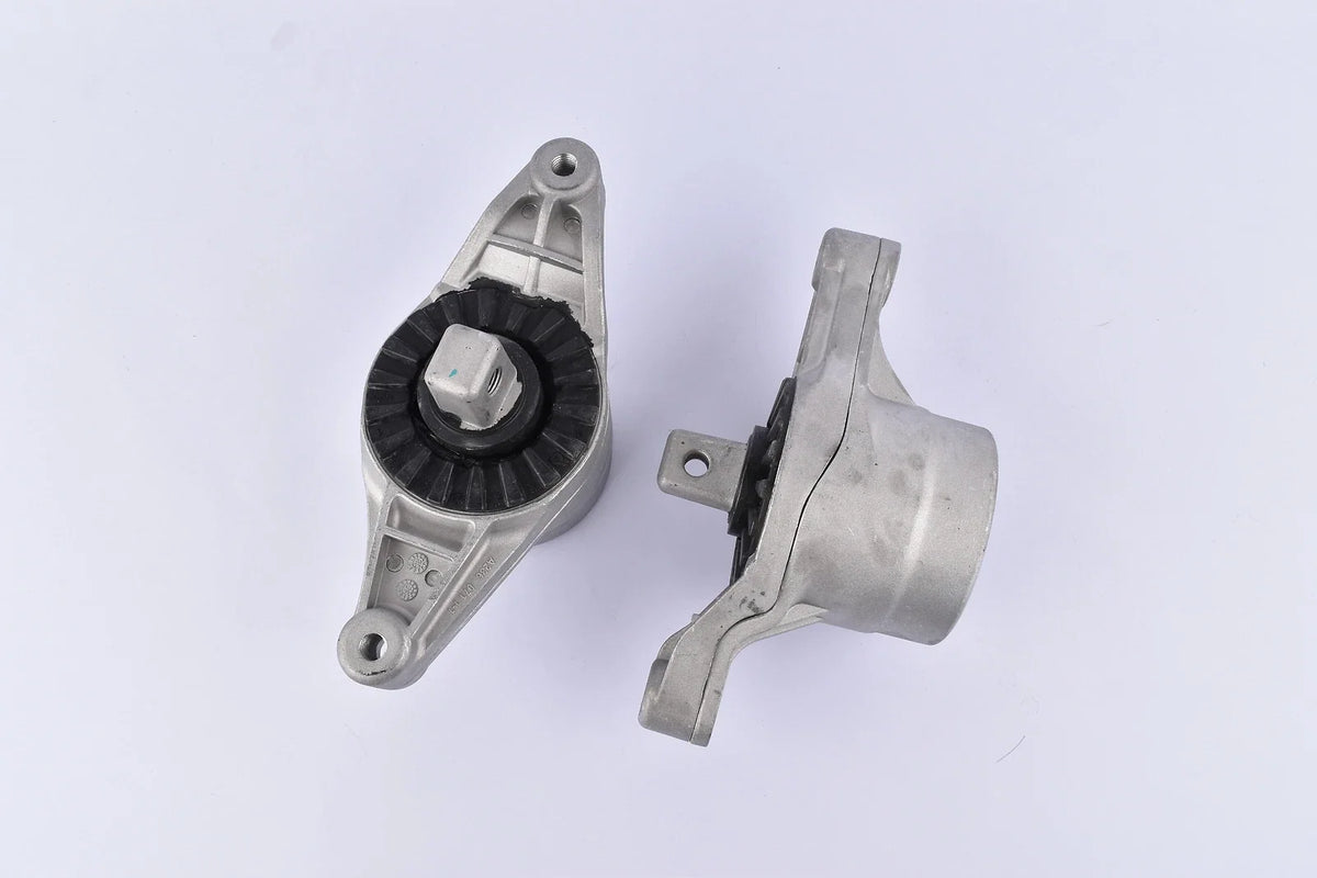 2X Front Engine Mounts for Maserati Ghibli Quattroporte AWD (2013–2017)