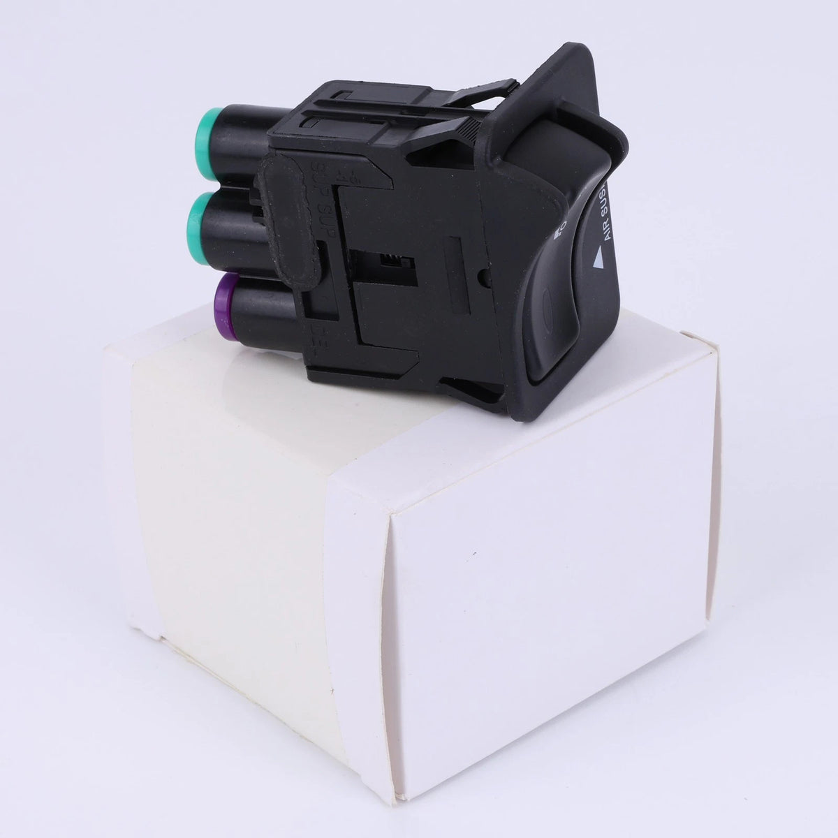 Air Suspension Dump Valve Switch for Peterbilt (G90-6022-009BN, G906022009BN)